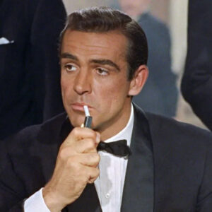 James Bond : “Bond, James Bond.”